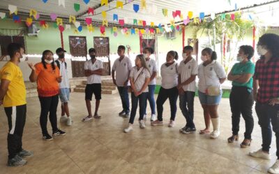 estudantes do 1° Ano do Colégio Destaque realizam doações a pama